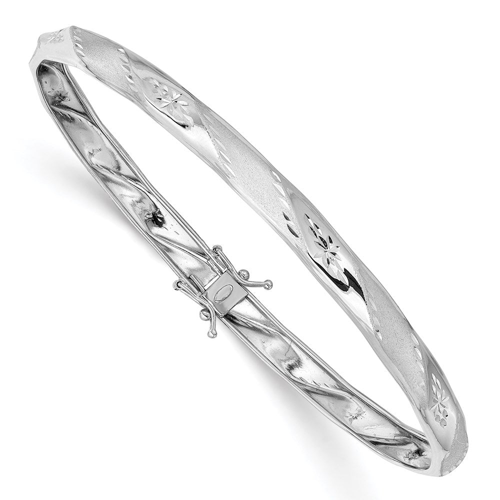 14k White Gold Polished and Satin Diamond-cut 5.00mm Flexible Round Bangle Bracelet, 4.75 mm