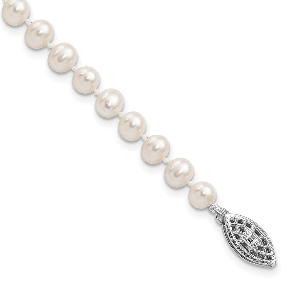 Sterling Silver Rhodium-plated 4-5mm White Near-Round Freshwater Cultured Pearl 7.25 inch Bracelet, 7.25 mm