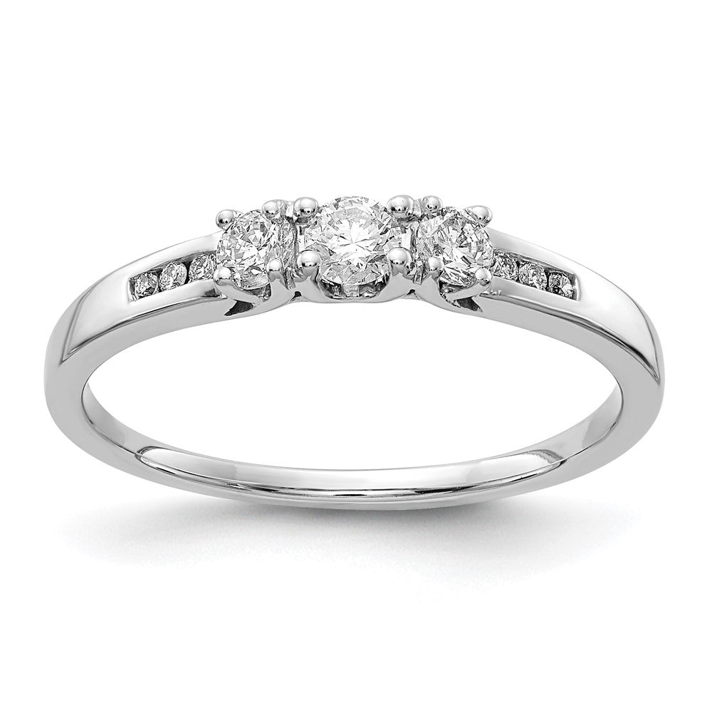 14k White Gold 3-Stone 1/4 carat Diamond Ring, 0.286 ct, Size 6.75