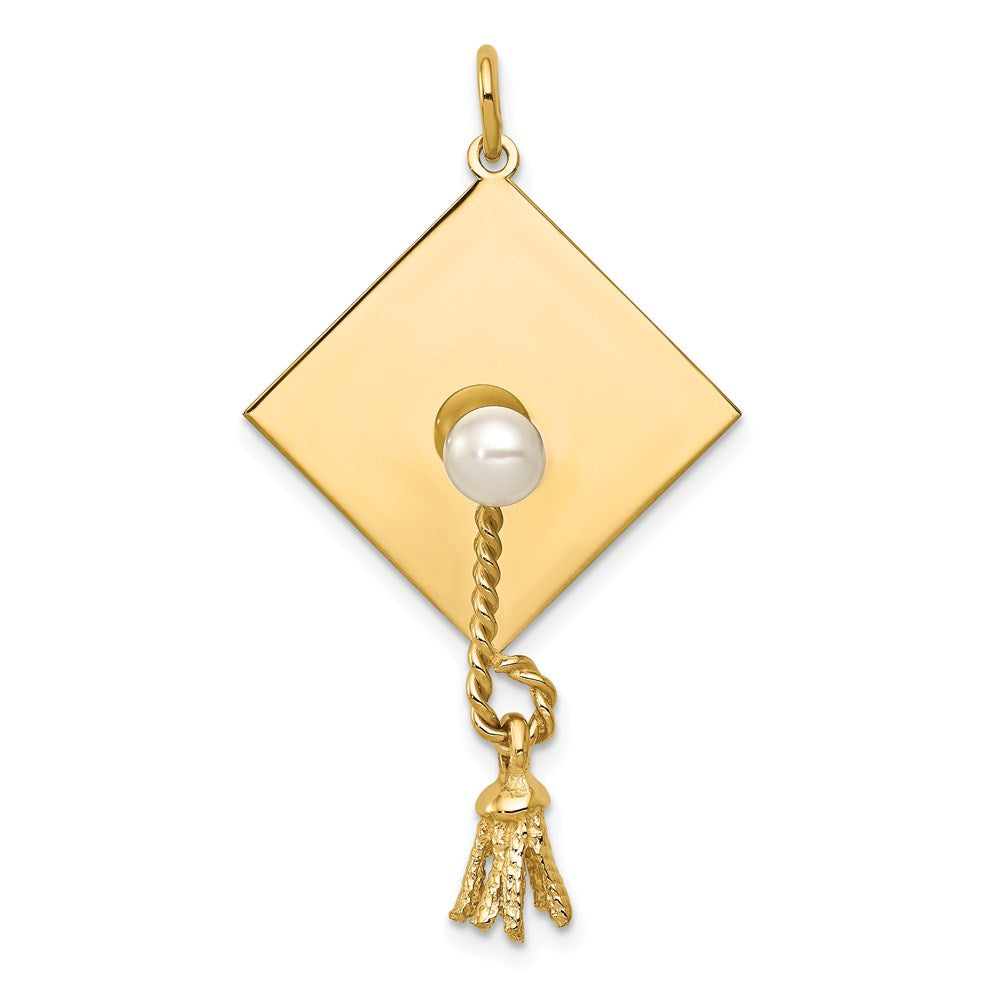 14k Graduation Cap with Freshwater Cultured Pearl and Moveable Tassel Charm, 43 x 21 mm
