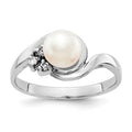 14k White Gold 6mm White Freshwater Cultured Pearl and 1/20 carat VS Diamond Ring, 0.045 ct