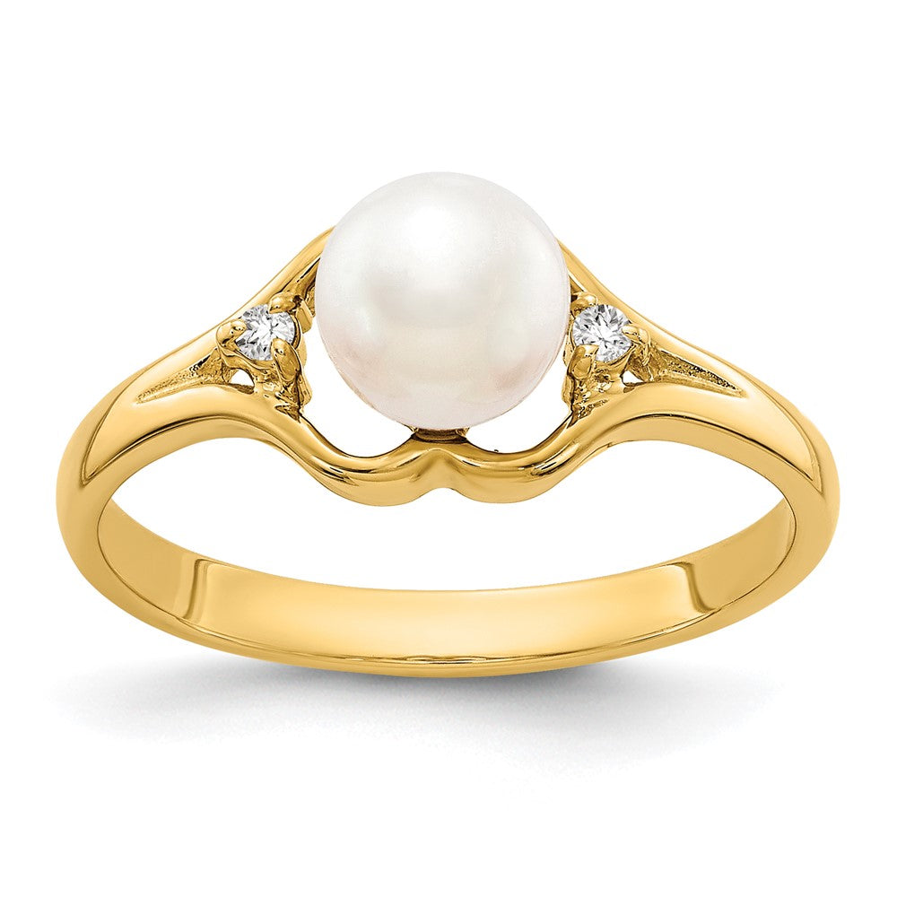 14k 6mm White Freshwater Cultured Pearl and VS Diamond Ring, 0.024 ct