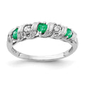 14k White Gold 2.75mm Emerald and AAA Diamond Twist Ring, 0.294 ct, Size 6